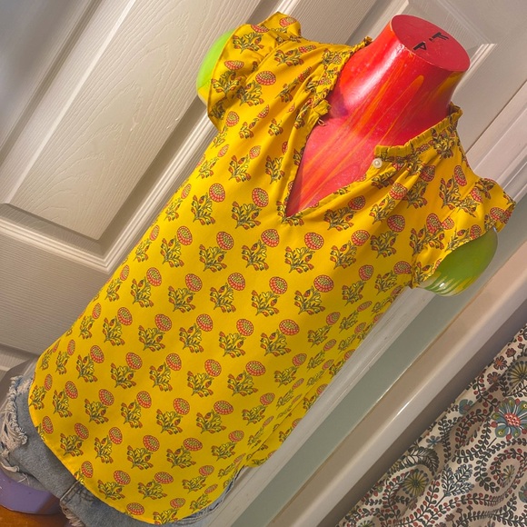 LOFT Petite Adorable Floral Blouse - Picture 6 of 11